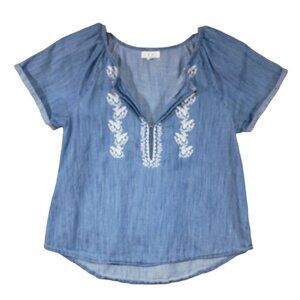 THML Womens SS Top Sz XS Chambray Embroidered Design Blue White 100% Cotton EUC